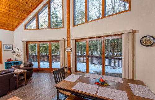 Cabin in the Woods by Simple Life Rentals - Foto 2