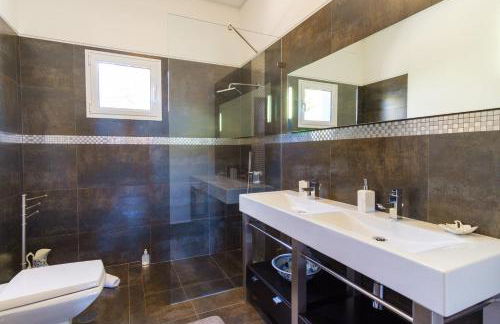 GuestReady - Spacious stay with sea views - Foto 29