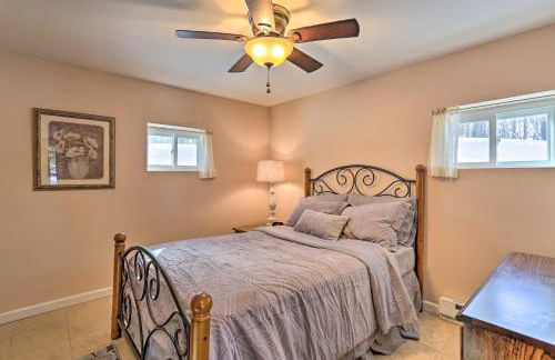 Excellent Lakeview Getaway with Watercrafts Included - Foto 19