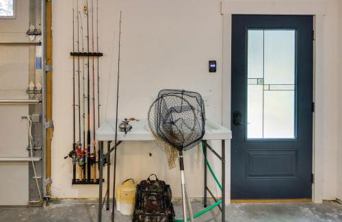 Lakefront Home with Private Dock about 15 Mi to Walker - Foto 22