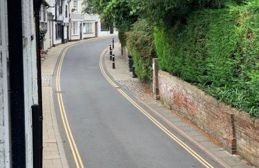 Location Spacious Character Flat in Central Rye - Foto 29