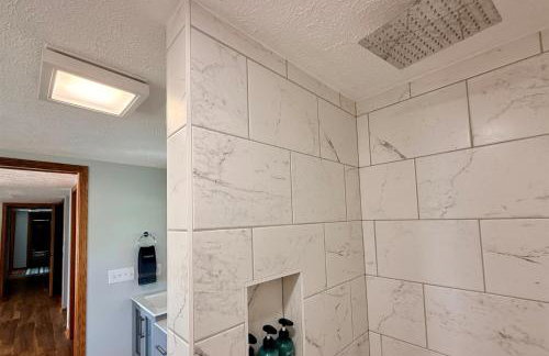 Waterfront 3BR Loft w Dock on Lake of Egypt - Foto 28