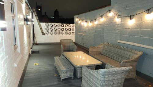 Derby City Centre Apartment With Roof Top Hot Tub - Foto 5