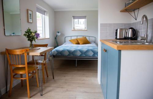 Beautiful Cabin Near Hay-on-Wye - Photo 15