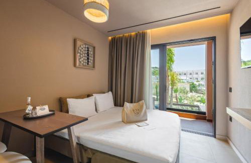 Palmea Suites - Photo 52