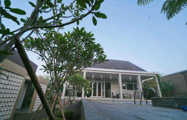 A&T House - Sukabumi - Photo 21