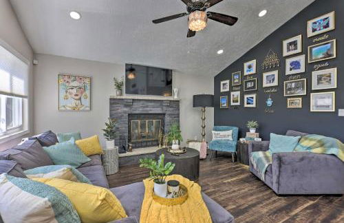 Fire Pit and Furnished Deck Serene Tobyhanna Escape - Foto 4