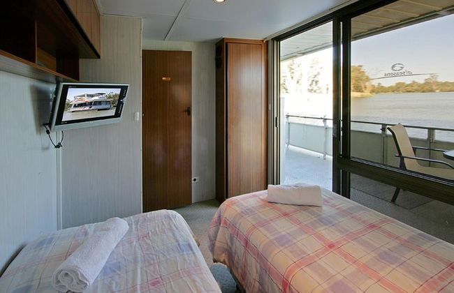 All Seasons Houseboats - Foto 2