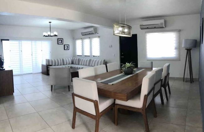 Big House Pool Grill, 4 Bedrooms 12 ppl AC Ocean View TV Wifi - Foto 19