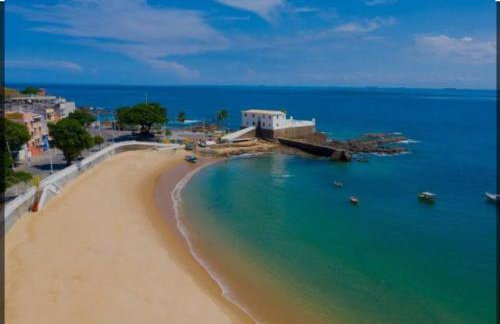 Casa de Praia em Piatã - Churrasqueira e Localização Privilegiada em Salvador - Foto 12