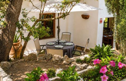 Cala Canyelles Villa & Private Studio with Garden - Foto 9