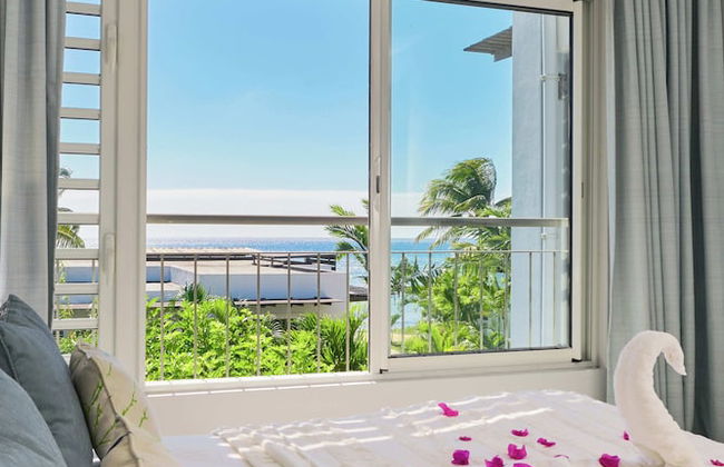 PLAGE BLEUE BEACHFRONT APARTMENTS BY LOV - Foto 3