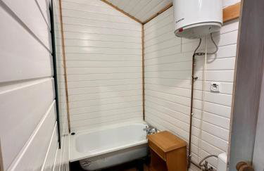 Mały domek nad rzeką Słupią - Foto 12