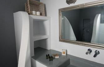 Ostria Studios & Apartments - Photo 35