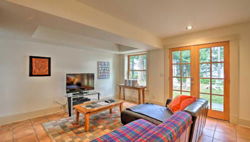 Lopez Island Hideaway with Coastal Views and Deck! - Foto 3