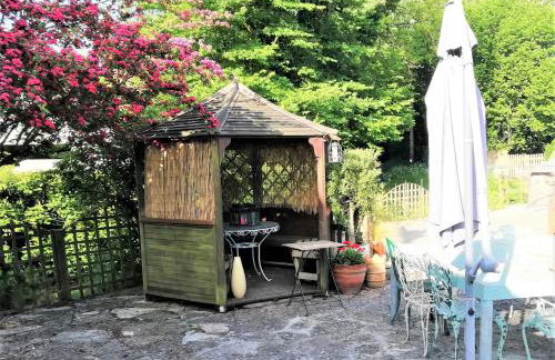 Escape the Ordinary - Photo 16