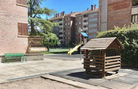 Súper exterior, vistas, amplio y muy agradable! - Foto 33