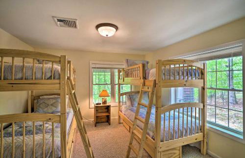 Family-Friendly Hancock Home Walk to Slopes! - Foto 23