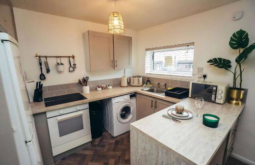 Cosy Apartments for Couples & Working Professionals Free Parking & Smart TV - Foto 16