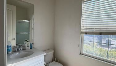 Cozy 2-Bedroom Home in Eastvale - Foto 2