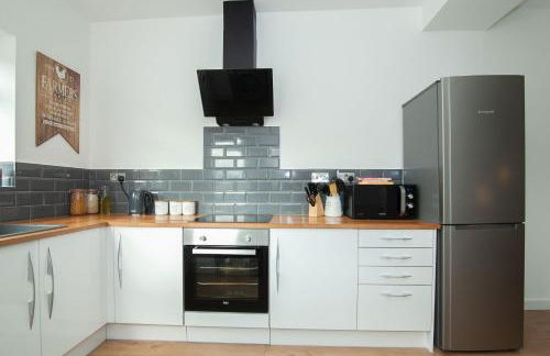 Park House - Large 3 Bedroom Victorian House, 10 Mins from Manchester - Foto 11