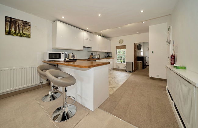 Serviced Apartments Macclesfield - Photo 14