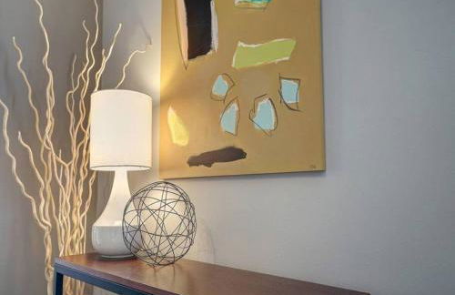 Two Comfy Condos Near City Center OTR UC Zoo - Foto 7