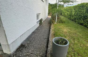 Schöne 2-Zi-Whg Küche Bad Terrasse Parken - Foto 6