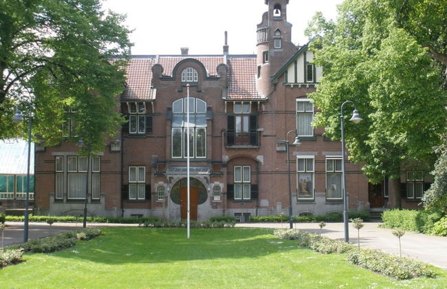 Rustic-chic Villa With Thatched Roof - Photo 19