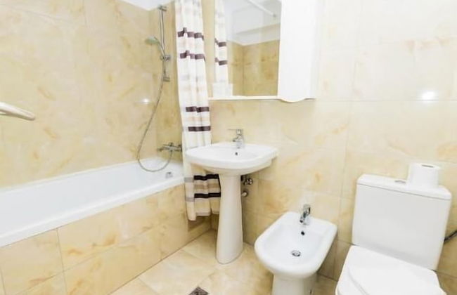 Family Apartment near Shoping City - Foto 5