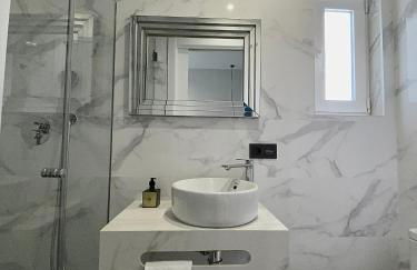 Valencia Apartamentos Goya - Photo 35