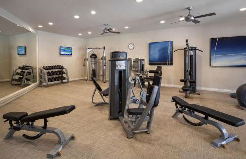 Stylish 1BR with KING Bed, Pool, Jacuzzi & Gym, Free Parking, Near UCSD - Foto 16