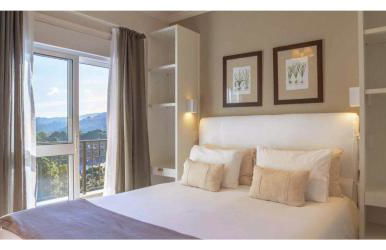 Pousada La Bas Suites de Montagne - Foto 2