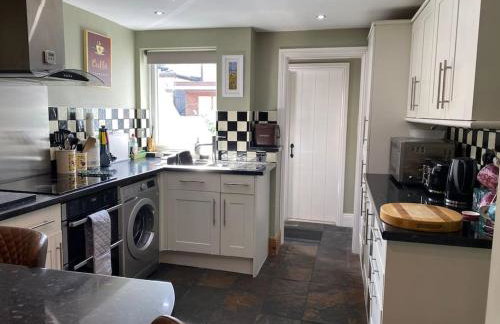 Outskirts of Ulverston, entire Cottage - sleeps 4 - Foto 3