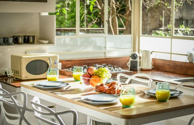 Serene Retreat with Lush Garden by Sea N Rent - Foto 9