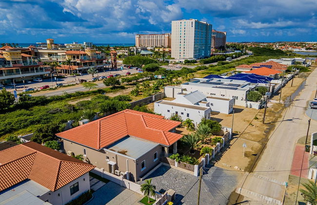 Amazing 4BR 3BA Villa Palm Beach w NEW Pool - Foto 37