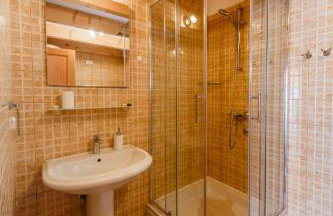 Beautiful cottage with heated pool for 22 ppl - Foto 76