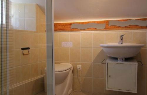 Gîte Nature au Chambon-sur-Lignon: Terrasse, Wifi, Proche Activités et Commerces - FR-1-582-137 - Foto 23