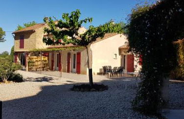 Mas du Tilleul - Foto 2