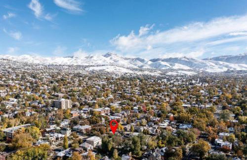 Downtown Private Historic Avenues Apartment - Foto 16