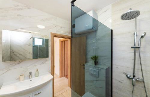 MY DALMATIA - Holiday home Briscola with private pool and amazing outside kitchen - Photo 16