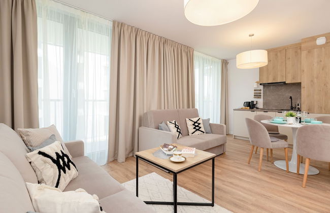 Jantaris Apartments by Renters - Photo 53