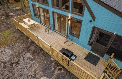 The Blue Forest Chalet - Kayak, Hike, Hot Tub - Foto 6