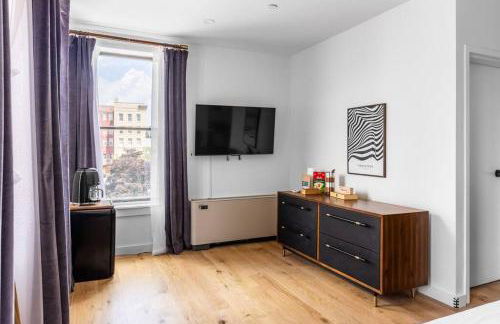 Canal View, DTWN Bangor, Steps to great Restaurants, Room # 210 - Foto 2