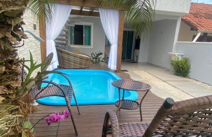 Casa com piscina - Foto 1