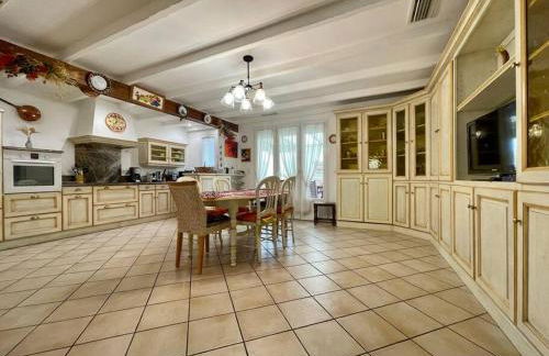 Villa Anatole - parking privé - 900m Cité Médiévale - Foto 4