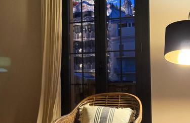 Top ten street in the world by Time Out Front View of Casa Batlló - Photo 21