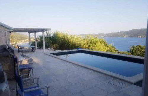 Green Marble Pool Cottage 3 BR in 2 adjoining stone buildings on a 2 acre private land - Foto 6