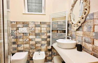 Hostdomus - Smeraldo Suite - Seafront apartment - BIKE ROOM - Foto 9