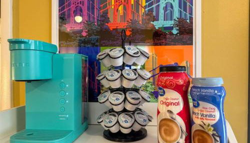 Sleeps 6 Homey 2 Bedroom with 5 Beds and WIFI - Foto 5